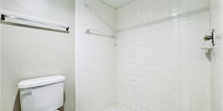 706 SE 13th Court unit: C Gallery 24