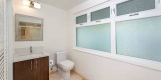 5 BR Executive Home with Pool in prestigious Kahala! Pet Friendly! Gallery 17