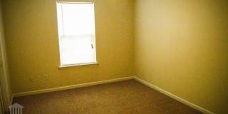 Townhome In Westbrook Near Campus--Pre-lease for the Fall Gallery 14