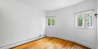 845 Potomac Avenue Gallery 10