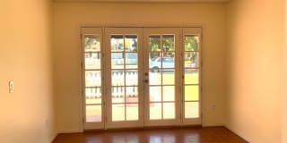 Lovely 3/2 Home with separate 1/1 studio space in Coronado Village Lovely 3/2 Home with separate 1/1 studio space in Coronado Village Gallery 4