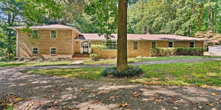 9409 CROOM ACRES Gallery 1