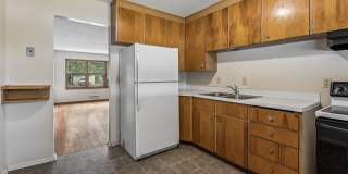 2 Bedroom in Westside School District Gallery 7