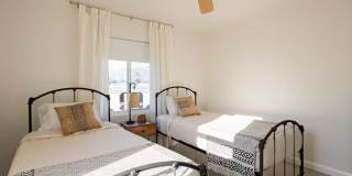FARM VIEW BUNGALOW across from UofA Campus Farm! Available Today! Gallery 22
