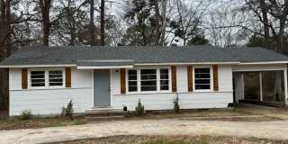 Nice 3 Bed 2 Bath North Jackson Rental on State St Gallery 1