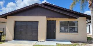 Two-Bedroom Home with Bonus Room in Winter Haven Gallery 1