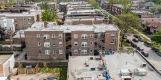 7055 S St Lawrence Apartments Gallery 8