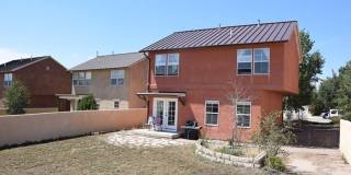 3 bedroom 2 bath near golf course Gallery 29