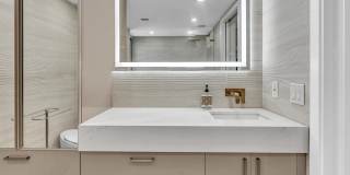 120 SE 5th Avenue Gallery 20