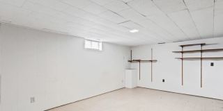 Spacious 3-Bedroom Home with Oversized Garage Space! Gallery 21
