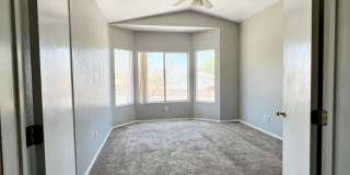 1631 N Garrett Drive Gallery 25