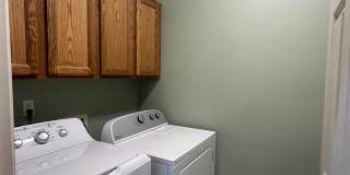 Beautiful 3 Bed + Bonus Room, 2.5 Bath Home! Gallery 18