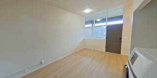 University Manor - Newly Renovated Units just a short walk from Campus! Gallery 183