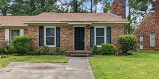 2 Bedroom, 2 Bathroom Townhome Gallery 1