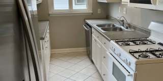 Huge 5-bed 2-bath house with 3rd level family room. Avail June 1 2026 Gallery 9