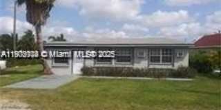 17 NE 2nd Rd 17 NE 2nd Rd Gallery 1