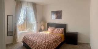 Spacious 3BR 3BA House in Bakersfield Gallery 7