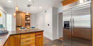 19381 Maidstone Gallery 10