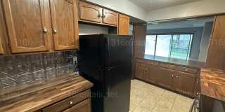 $1545 - 2 bed 1.5 bath - Duplex located in Riverside Gallery 10