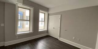 306 W Franklin Gallery 22