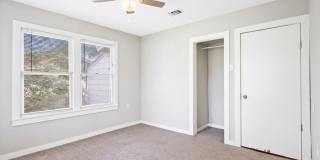 Charming 2 Bedroom Home with Office & Oversized Backyard in Schertz Gallery 17