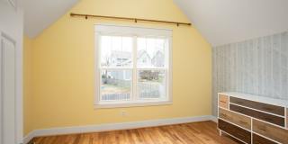 Downtown Durham Oasis! - Three Bedroom Home With Truly Unique Entire Top Floor Primary Suite Gallery 18