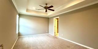 Gorgeous Home with Vaulted Ceilings and Large Fenced Yard! Spacious 3 Bedroom and 2 Bath Home! Gallery 18