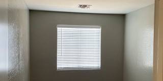 FREE RENT INTERESTED  3BR  1 BATH  SINGLE FAMILY HOME  BACK UNIT Gallery 4
