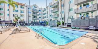 Veranda La Jolla Gallery 20