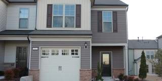 102 Brier Crossings Loop Gallery 1