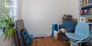 Charming 1 Bedroom-No Broker Fee Gallery 4