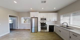Tucked away with private driveway! Gallery 1