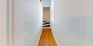 28 W Narragansett Avenue Gallery 22