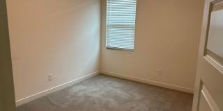 Modern 3-Bedroom + Loft + Den in Gated Phoenix Community with Mountain Views Gallery 7