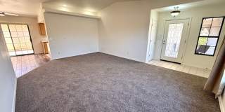 Updated 3 Bedroom, 2 Bathroom Home in Central Kingman – Across from the Mohave County Fairgrounds! Gallery 9