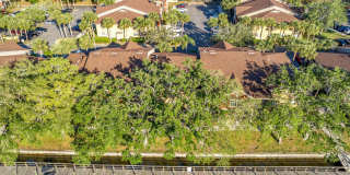 Remodeled 2/2 Waterfront Condo Gallery 31