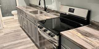 537 Bay St Gallery 1