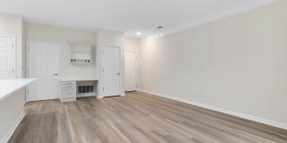 The Charleston Gallery 5