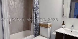 551 Michigan Ave Gallery 15