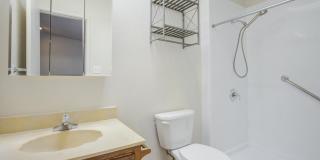 3 Bedroom 2 Bathroom Gallery 22