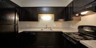 Kensington at Beverly Hills Gallery 25