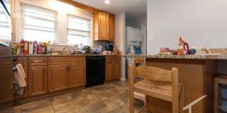 Charming-5 Bedroom Gallery 1