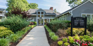 Bridgeport Gallery 27