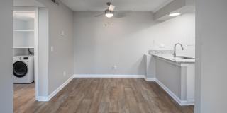 Amalie Apartment Homes Gallery 15