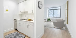 600 Washington Gallery 11