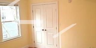 Nice 4 bed in Oak Square Gallery 4