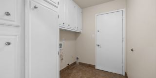 605 N El Rio Drive - Gorgeous Pool Home!! Gallery 42