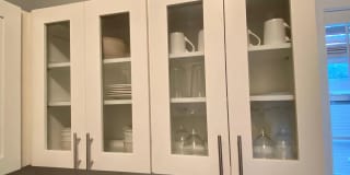 Room in 4 Bedroom Home at Jones Ave NW Gallery 6