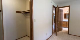 Spacious 3 Bedroom 1 Bath Ranch House  in Milwaukie! Washer and Dryer Included! Gallery 19