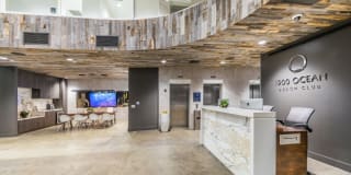 1900 Ocean Gallery 18